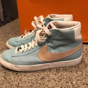 Mens Light Blue Nike Blazer Mid Prm VNTG QS Size 9